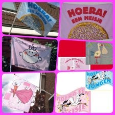 Geboortevlaggen, geboortekrans etc. te huur (of te koop), Ophalen