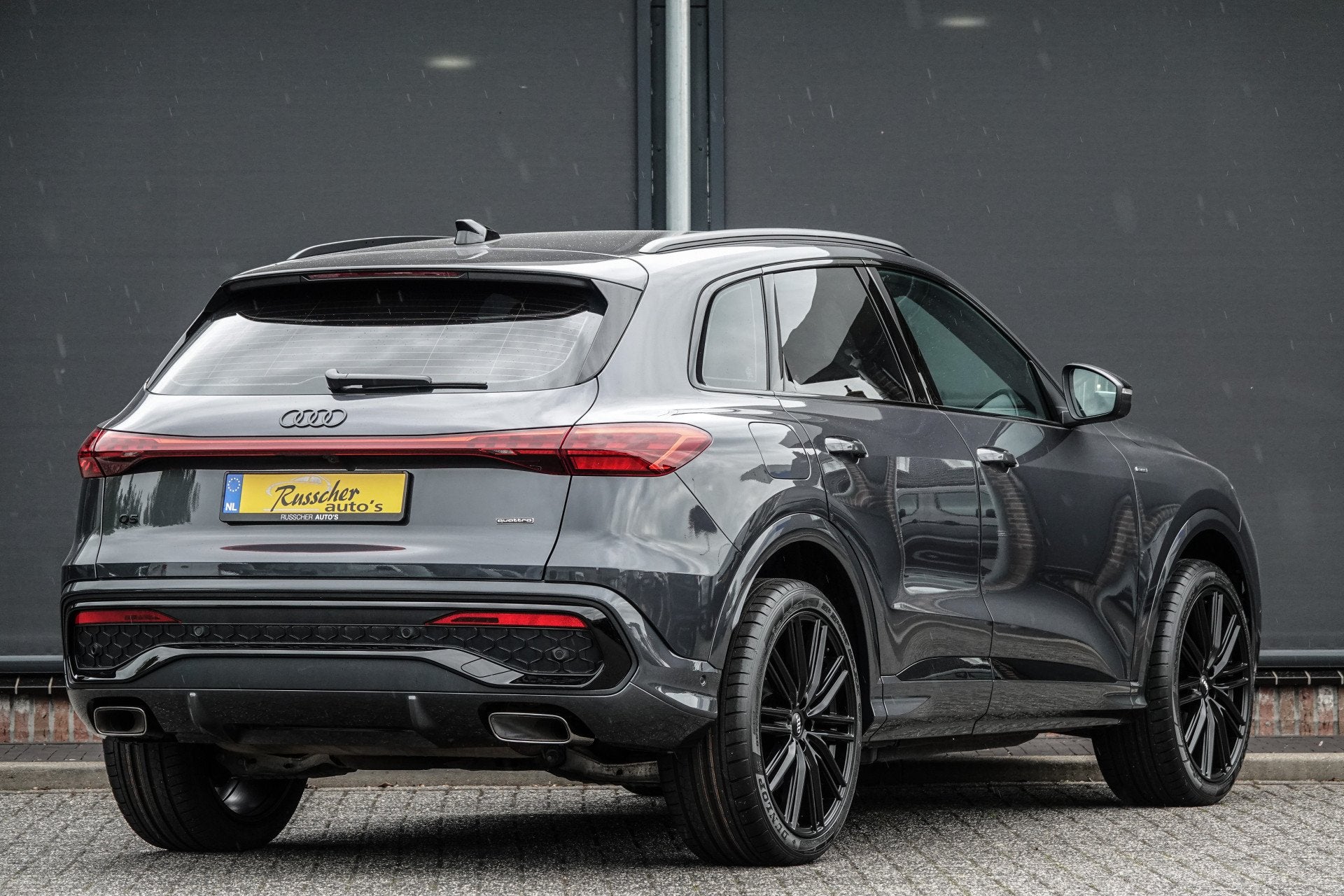 Audi Q5 e-hybrid 367Pk | S-Line | MMI Bijrijdersdisplay | Te, Automaat, Automatische klimaatregeling, Gebruikt, Zwart