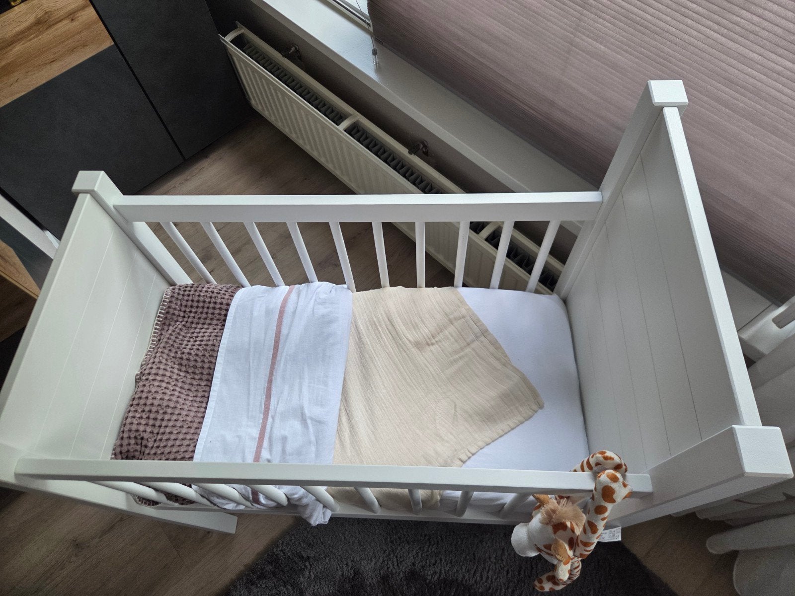 COMPLEET BABYBED: Wit wiegje (40x80), inc. matras en aerosle, Ophalen of Verzenden, Zo goed als nieuw, Wieg
