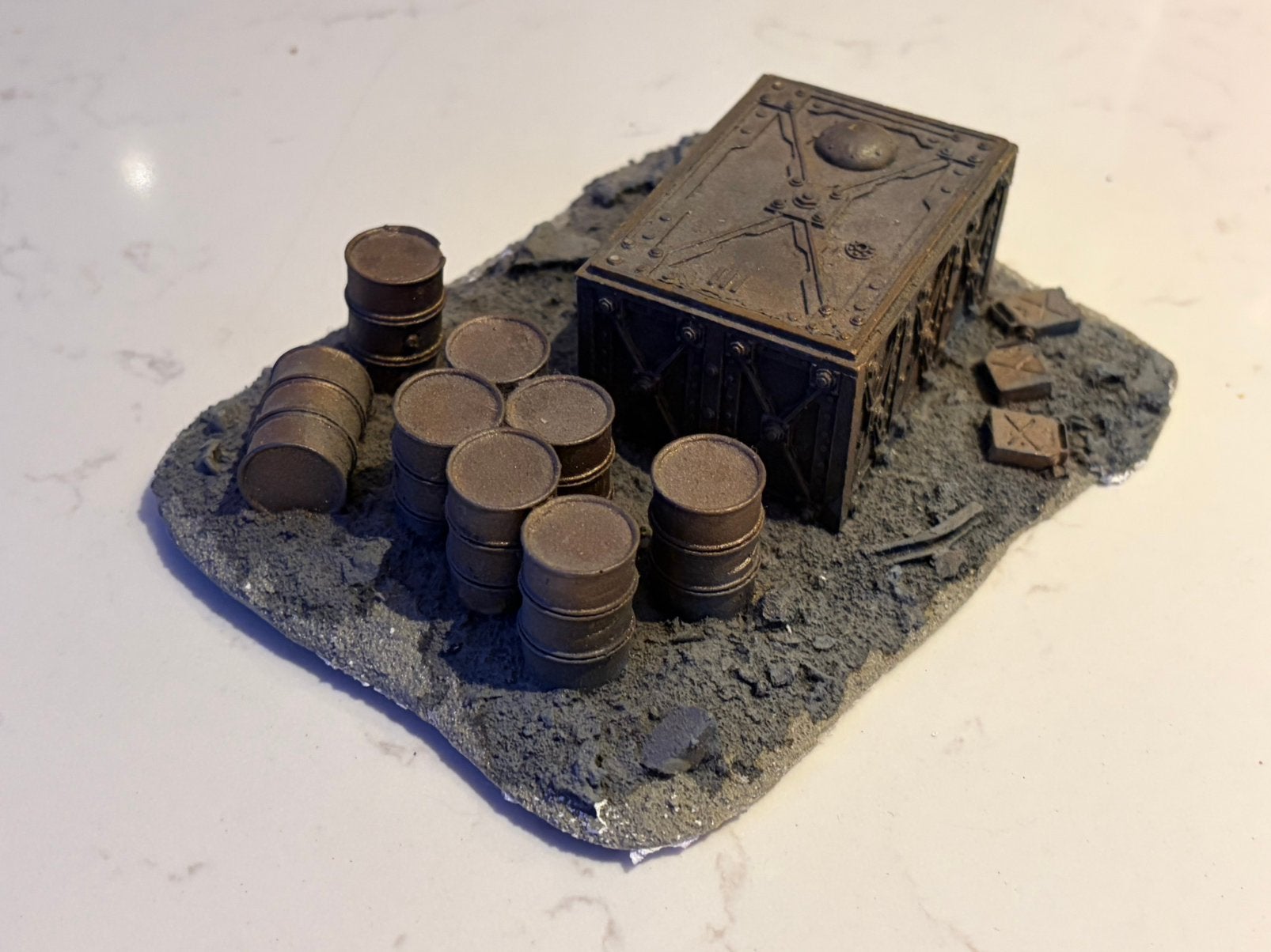 Forge World Fuel Dump FWF016 – Warhammer 40K Terrain OOP, Gebruikt, Ophalen of Verzenden, Warhammer 40000, Geverfd