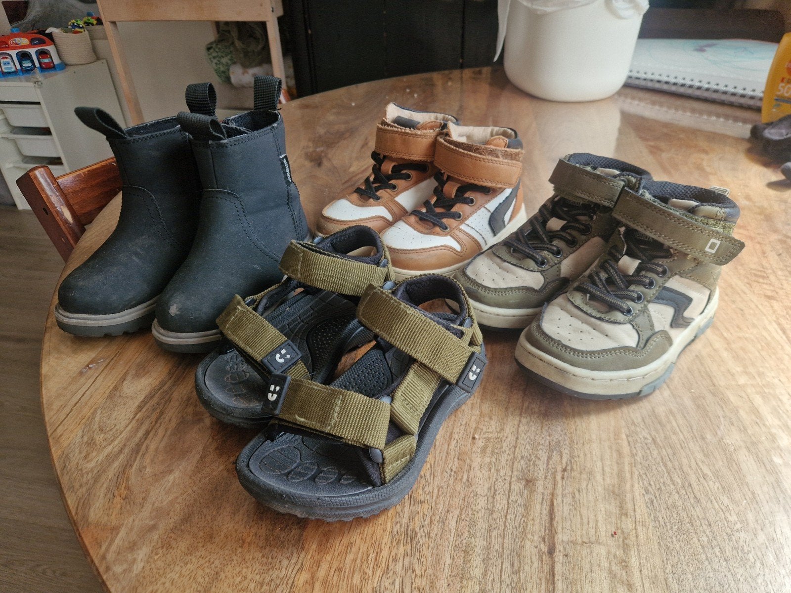 Schoenen maat 24, Kinderen en Baby's, Kinderkleding | Schoenen en Sokken, Ophalen, Gebruikt, Jongen