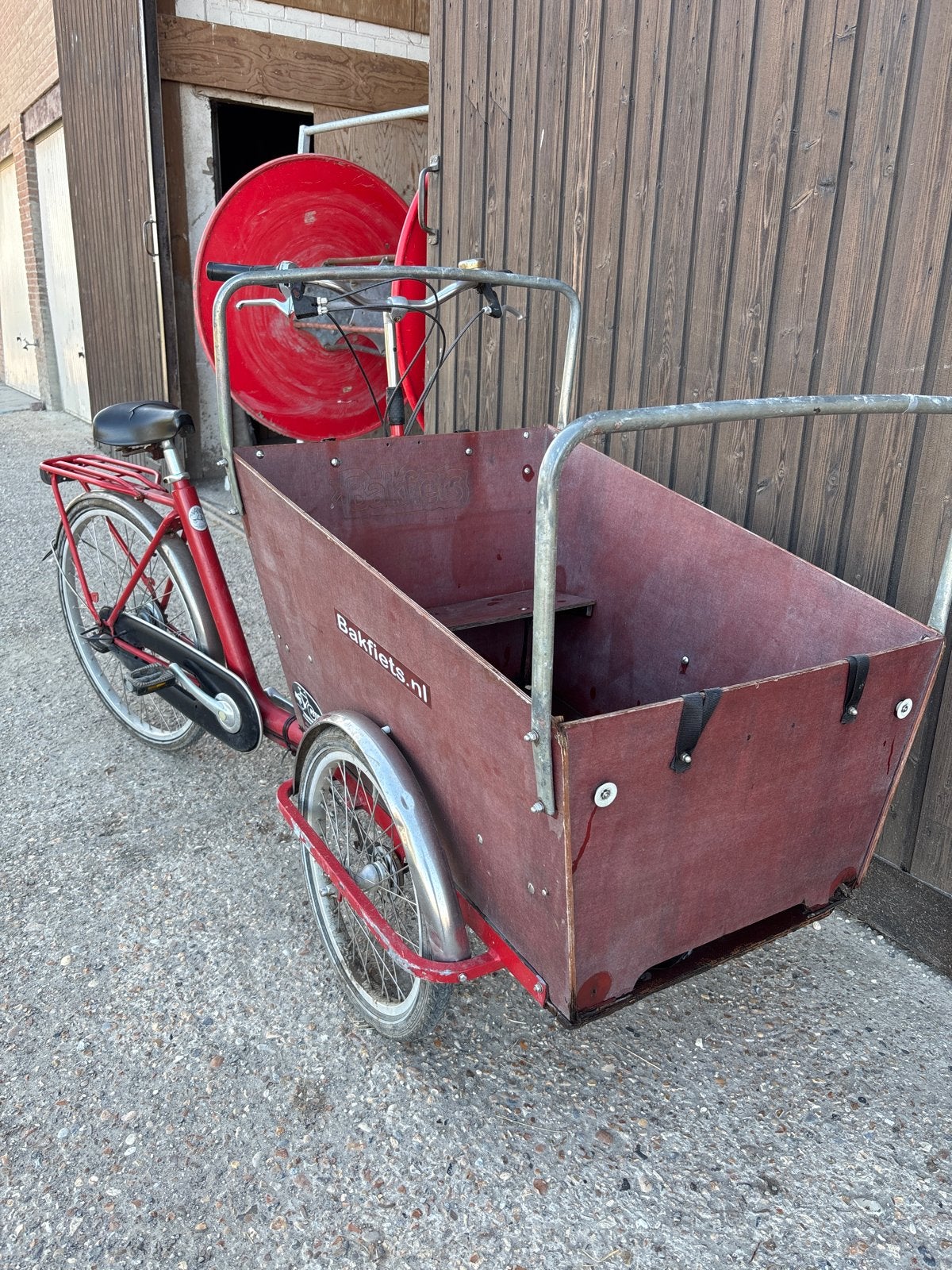 bakfiets - Gebruikt, met gebruikerssporen, Fietsen en Brommers, Fietsen | Bakfietsen, Gebruikt, 2 kinderen, Trommelrem, Ophalen