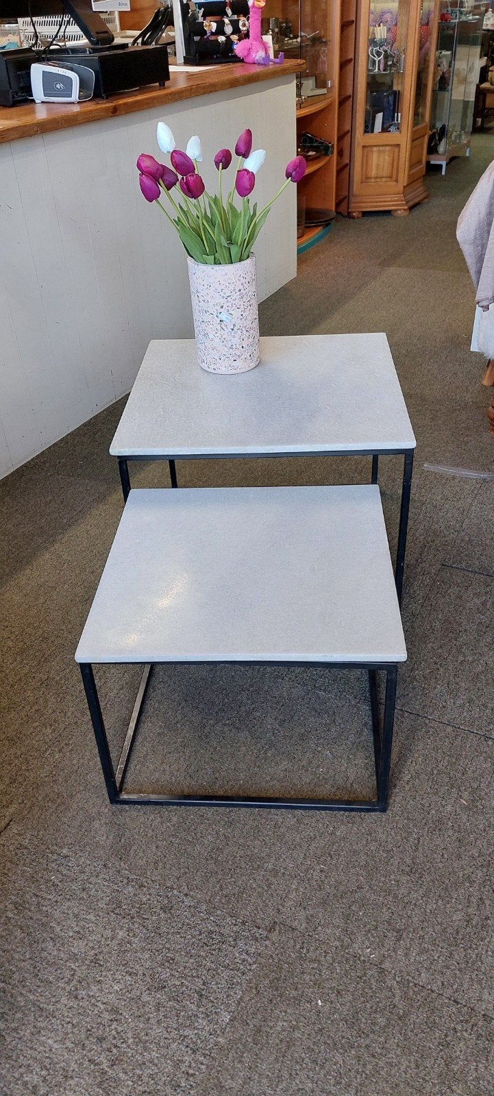 Set salontafels met  zwaar marmer blad, zwart € 20,00, Ophalen, 50 tot 100 cm, Kan altijd, Rond
