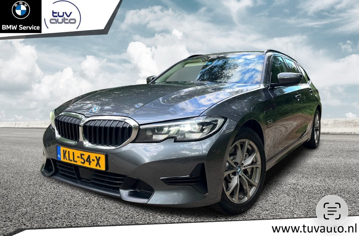 BMW 330e Touring 292 PK PHEV Sportline | TRH | ACC | AMBI, Auto's, BMW, Automaat, 1998 cc, Achterwielaandrijving, 4 cilinders