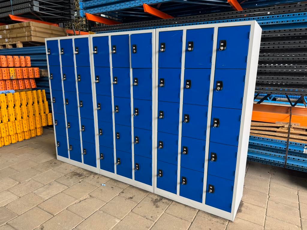 Profesionele 15 deurs lockerkasten - kluisjes