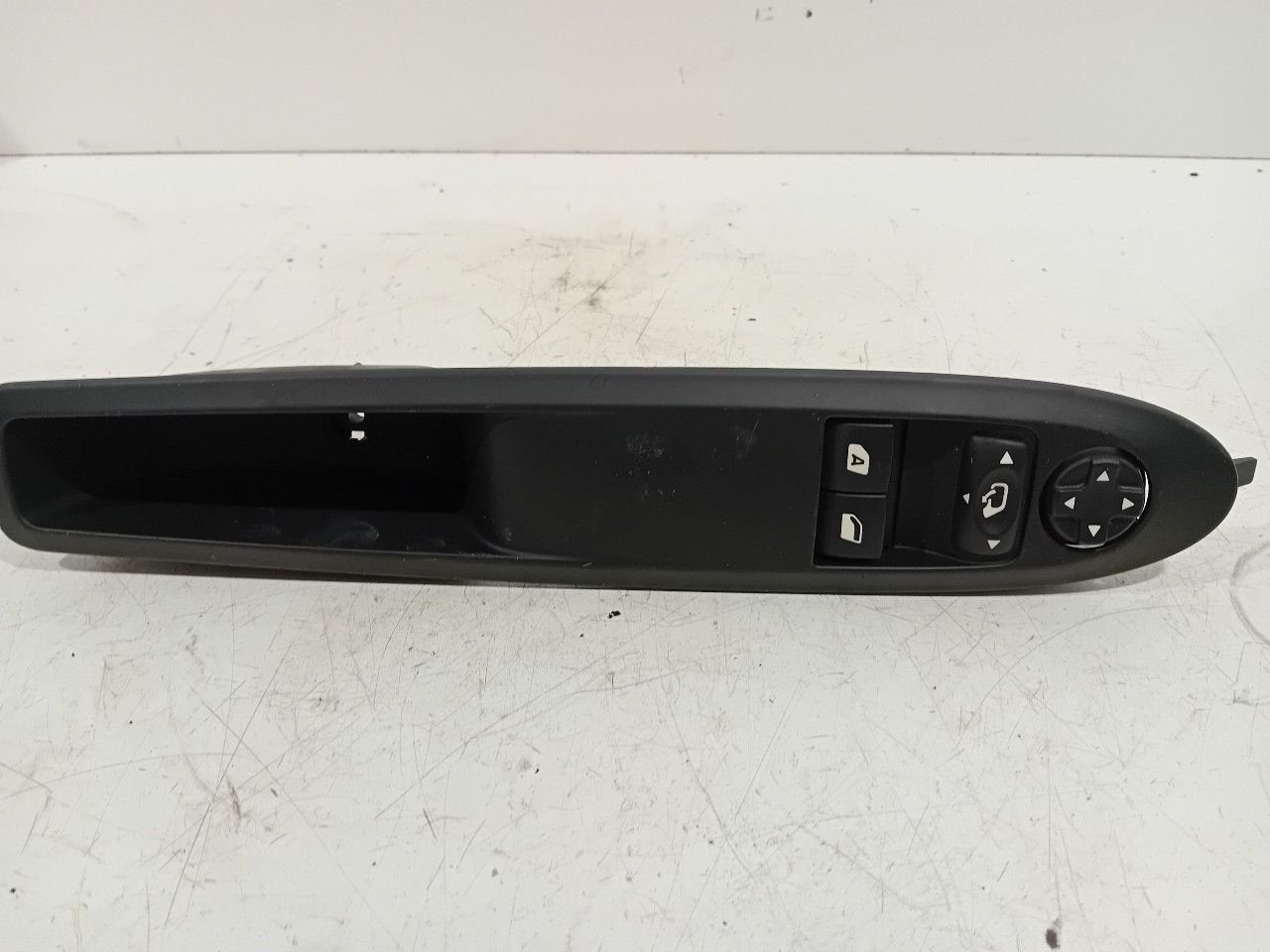 Bedieningspaneel elektrische ramen Citroën DS3, Onderdelen@venauto.nl, Van der Ven Autorecycling B.V., Gebruikt, Ettenseweg 76, 4706 PB Roosendaal, The Netherlands