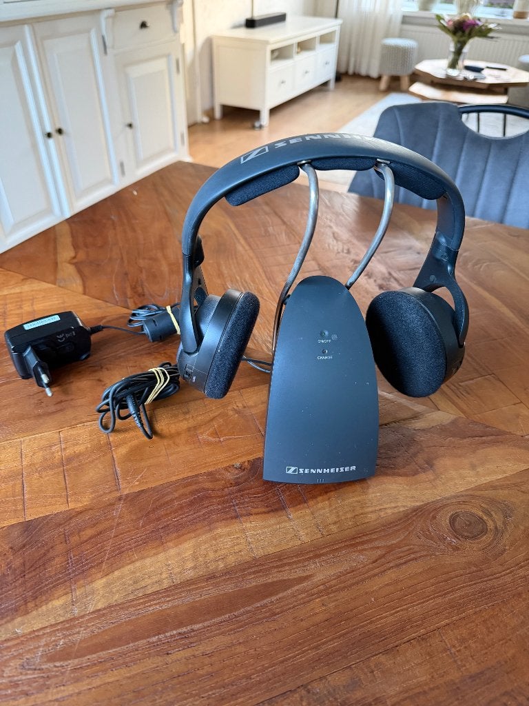 Koptelefoon, Sennheiser, Draadloos opladen, Ophalen of Verzenden, Zo goed als nieuw