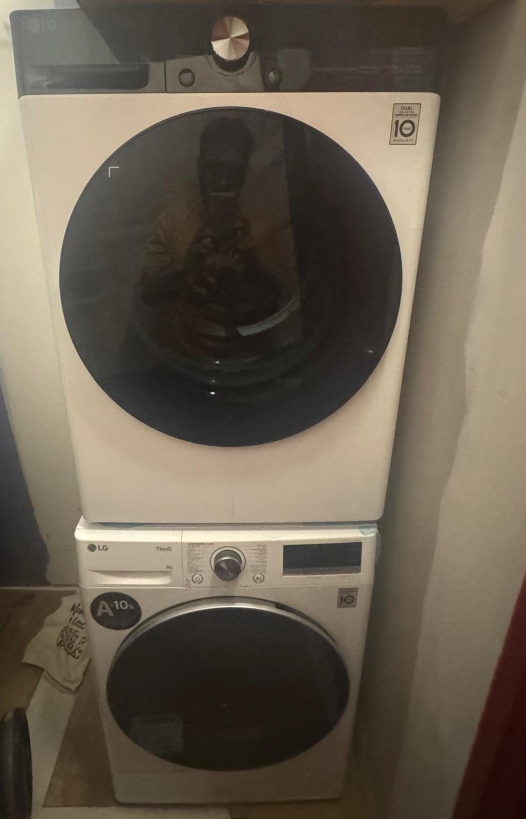 LG Wasmachine 9kg & Droger 9kg - Wit (Set), Ophalen, 1200 tot 1600 toeren, 8 tot 10 kg, Zo goed als nieuw