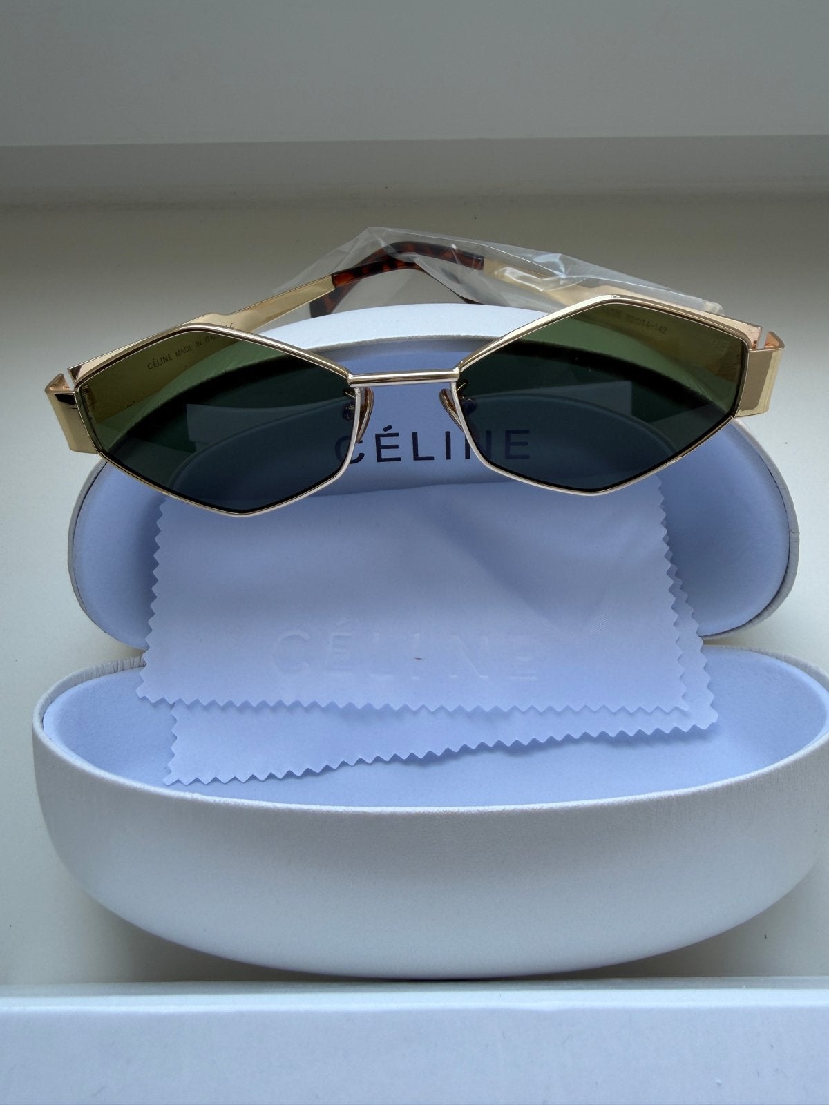 Celine zonnebril, Overige merken, Zonnebril, Overige kleuren, Nieuw