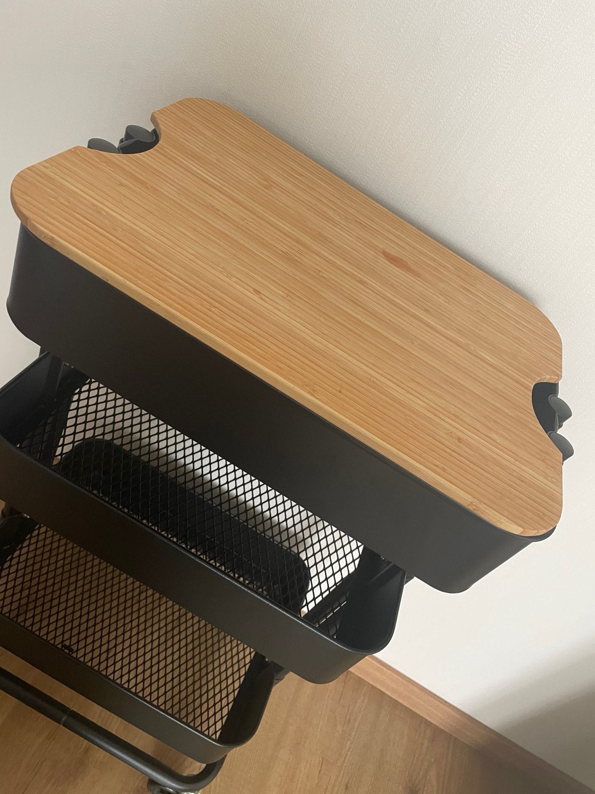 IKEA RÅSKOG roltafel/serveerwagen met houten deksel, Ophalen, Zo goed als nieuw