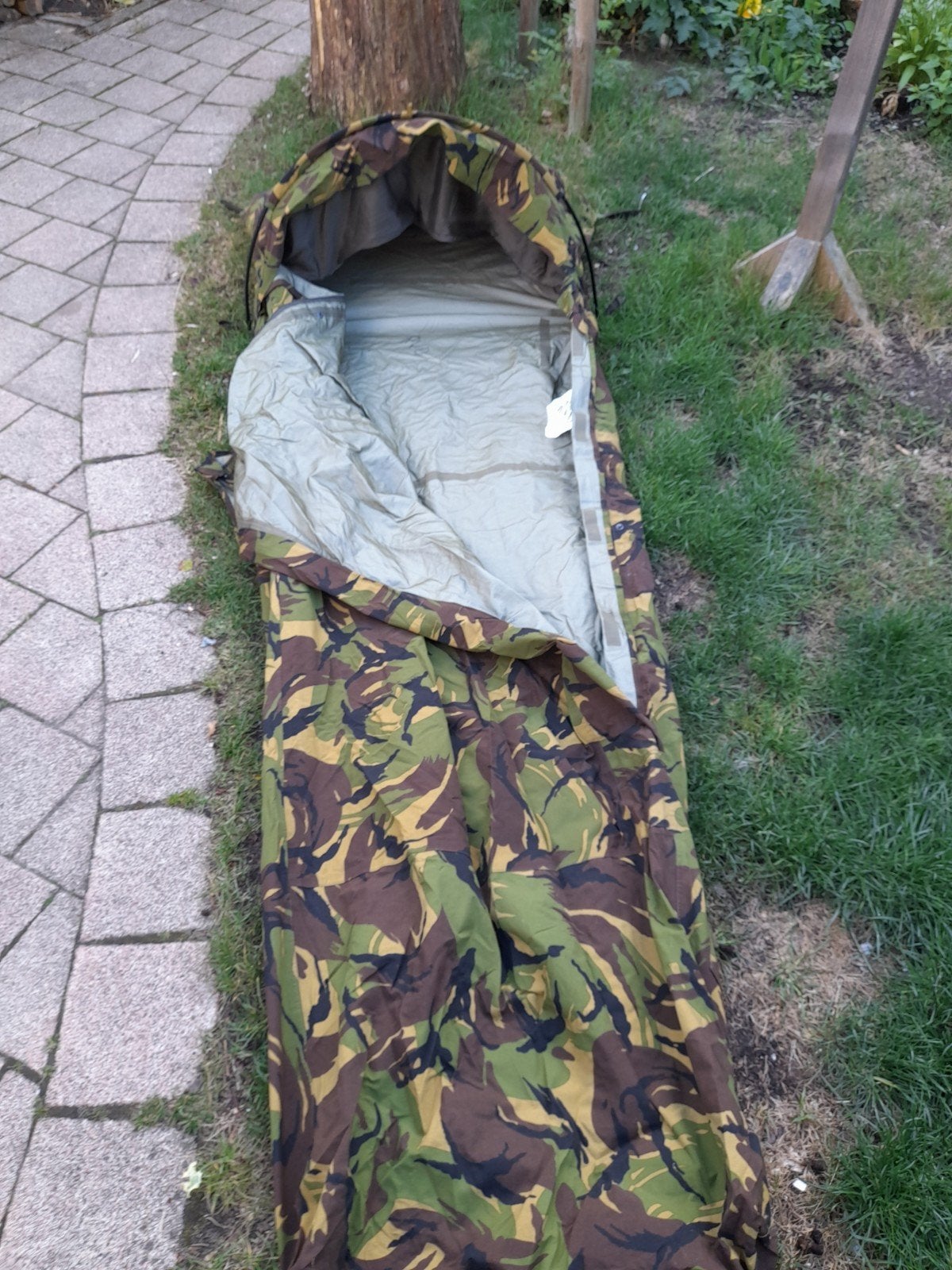 Robuuste XL Bivakzak Camouflage - Kamperen & Outdoor, Caravans en Kamperen, Slaapzakken, Ophalen of Verzenden, Gebruikt