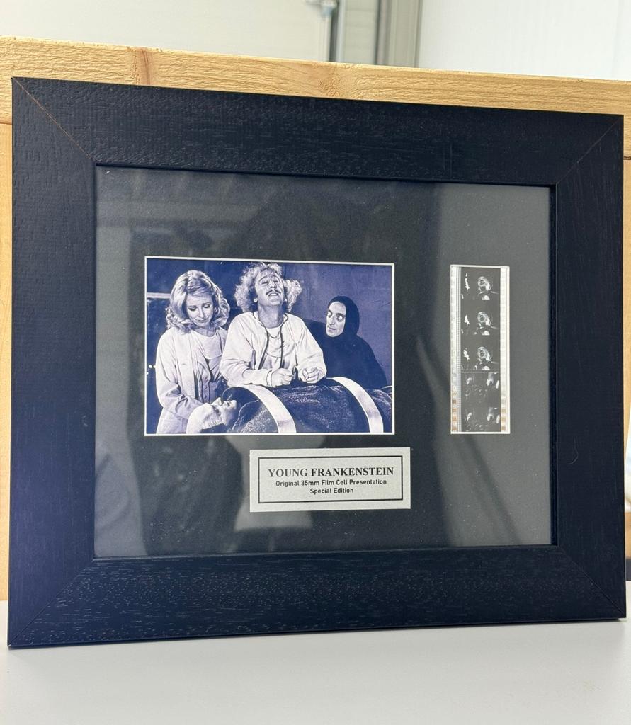 YOUNG FRANKENSTEIN 1974 Original 35mm Film Cell +Certificaat, Verzamelen, Ophalen of Verzenden, Zo goed als nieuw, H, H