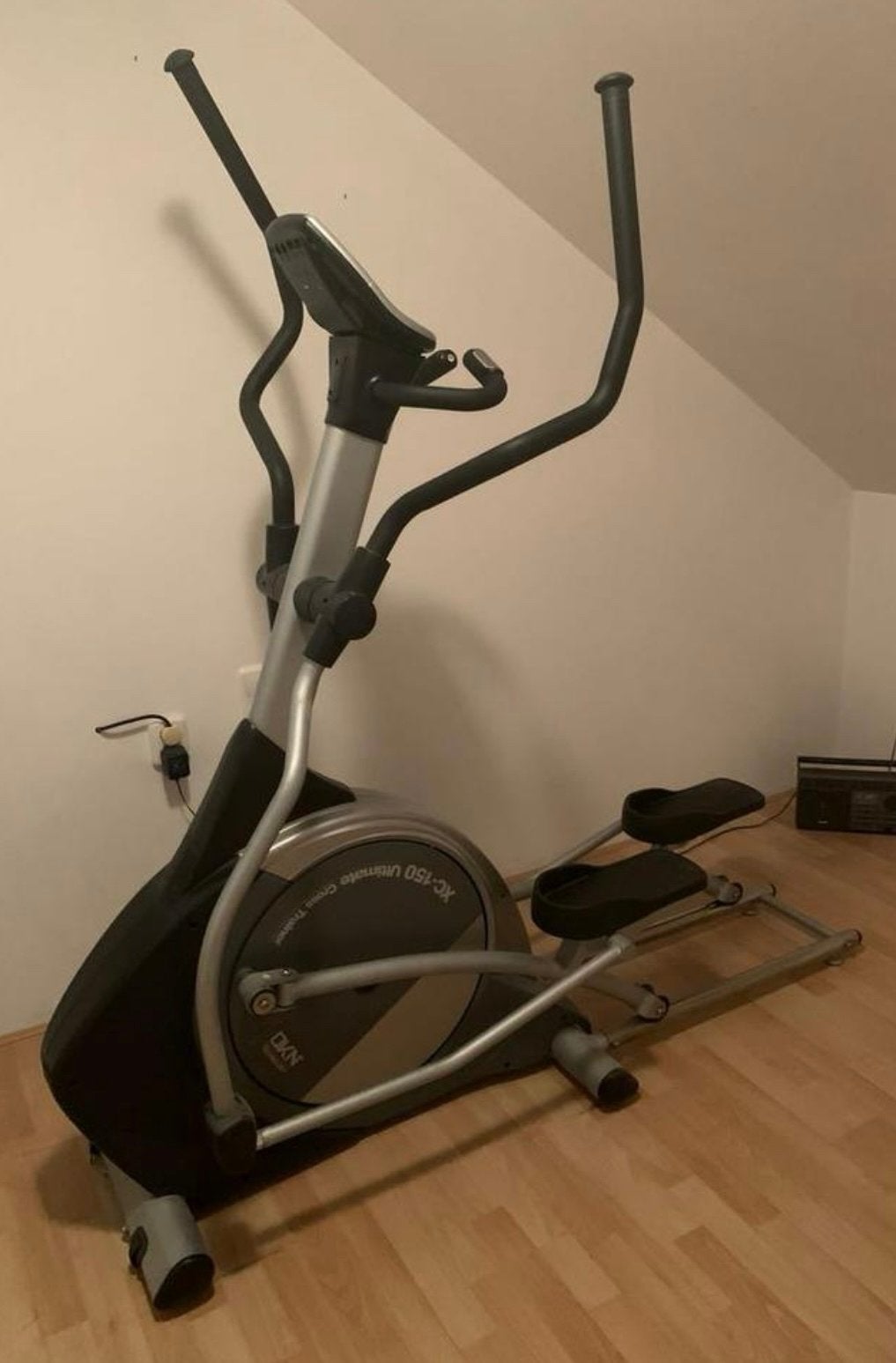 DKN XC-150 Ultimate Crosstrainer, Sport en Fitness, Fitnessapparatuur, Ophalen, Gebruikt, Metaal, Crosstrainer