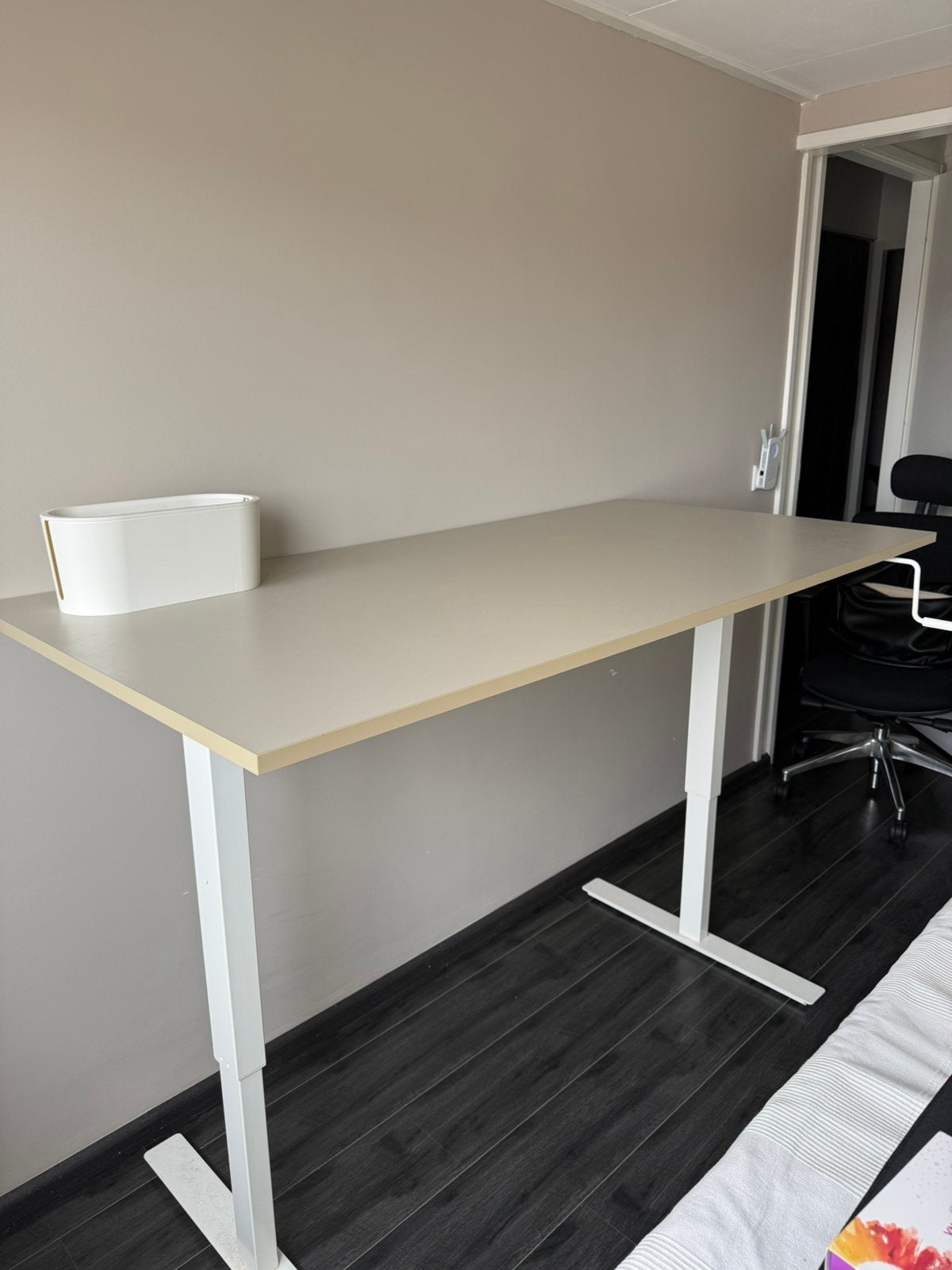Zit sta bureau Ikea Trotten zgan, Huis en Inrichting, Bureaus, Ophalen, In hoogte verstelbaar, Zo goed als nieuw
