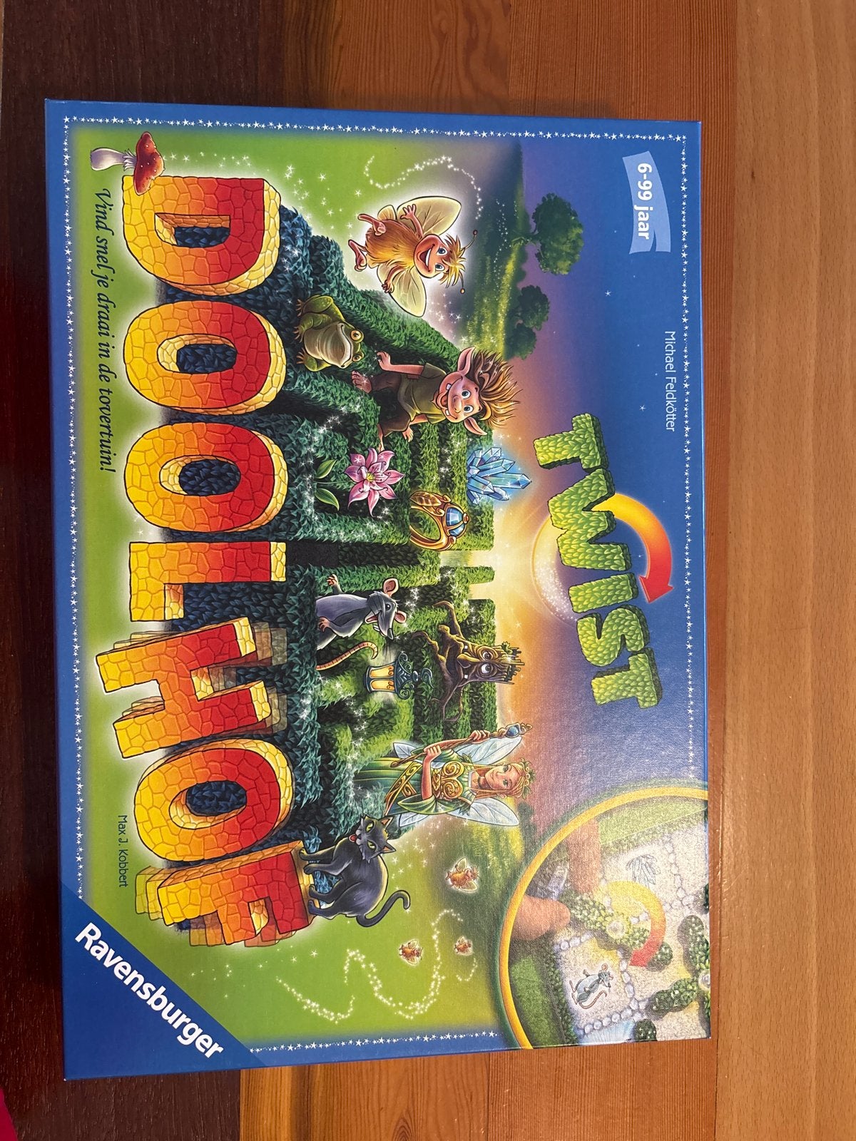 Doolhof Twist Ravensburger Bordspel 6-99 jaar, Hobby en Vrije tijd, Gezelschapsspellen | Bordspellen, Drie of vier spelers, Ophalen