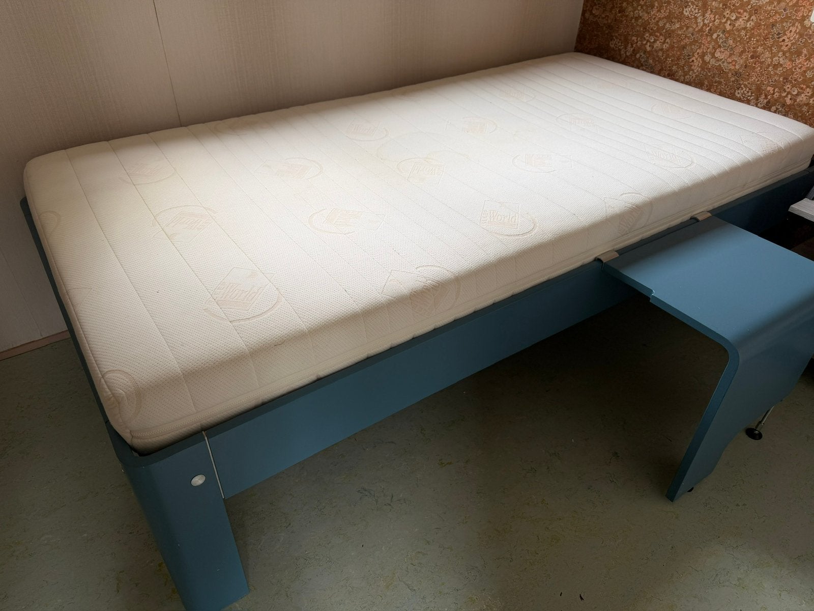 Auping Auronde, elektrisch verstelbaar, 1 meter breed, Huis en Inrichting, Slaapkamer | Bedden, Ophalen, Eenpersoons, Hout, Verstelbaar