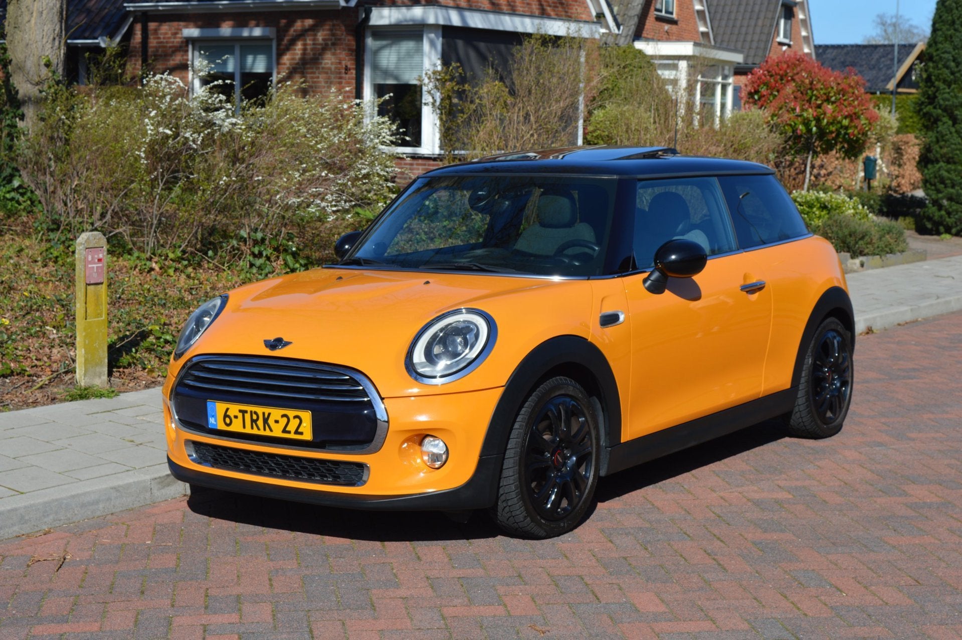 Mini Mini 1.5 Cooper Chili Org NL/NAP/Pano/head-up, Voorwielaandrijving, Dealer onderhouden, 136 pk, Gebruikt