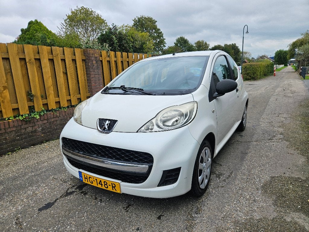 Peugeot 107 1.0 12V XR 3DR 2009 Wit, Voorwielaandrijving, Stof, 4 stoelen, Bedrijf