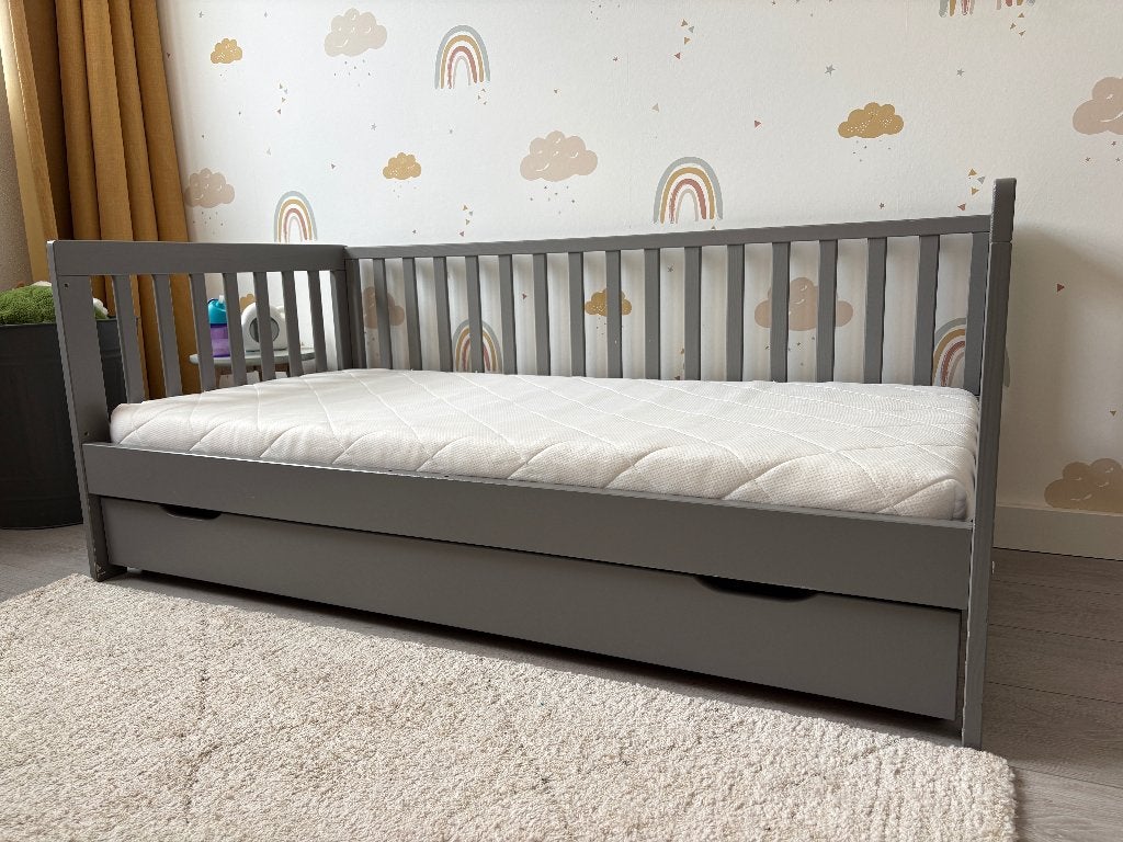 Peuterbed - Grijs 70 x 140 cm - Plume Petit Amelie, Gebruikt, 70 tot 85 cm, 140 tot 160 cm, Ophalen