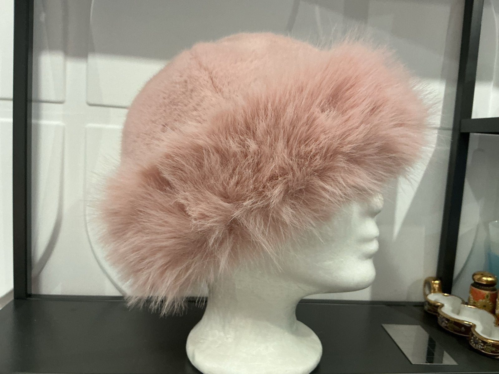 Roze nieuw bontmuts - stijlvol en warm voor de winter, Kleding | Dames, Ophalen of Verzenden, Zo goed als nieuw, One size fits all