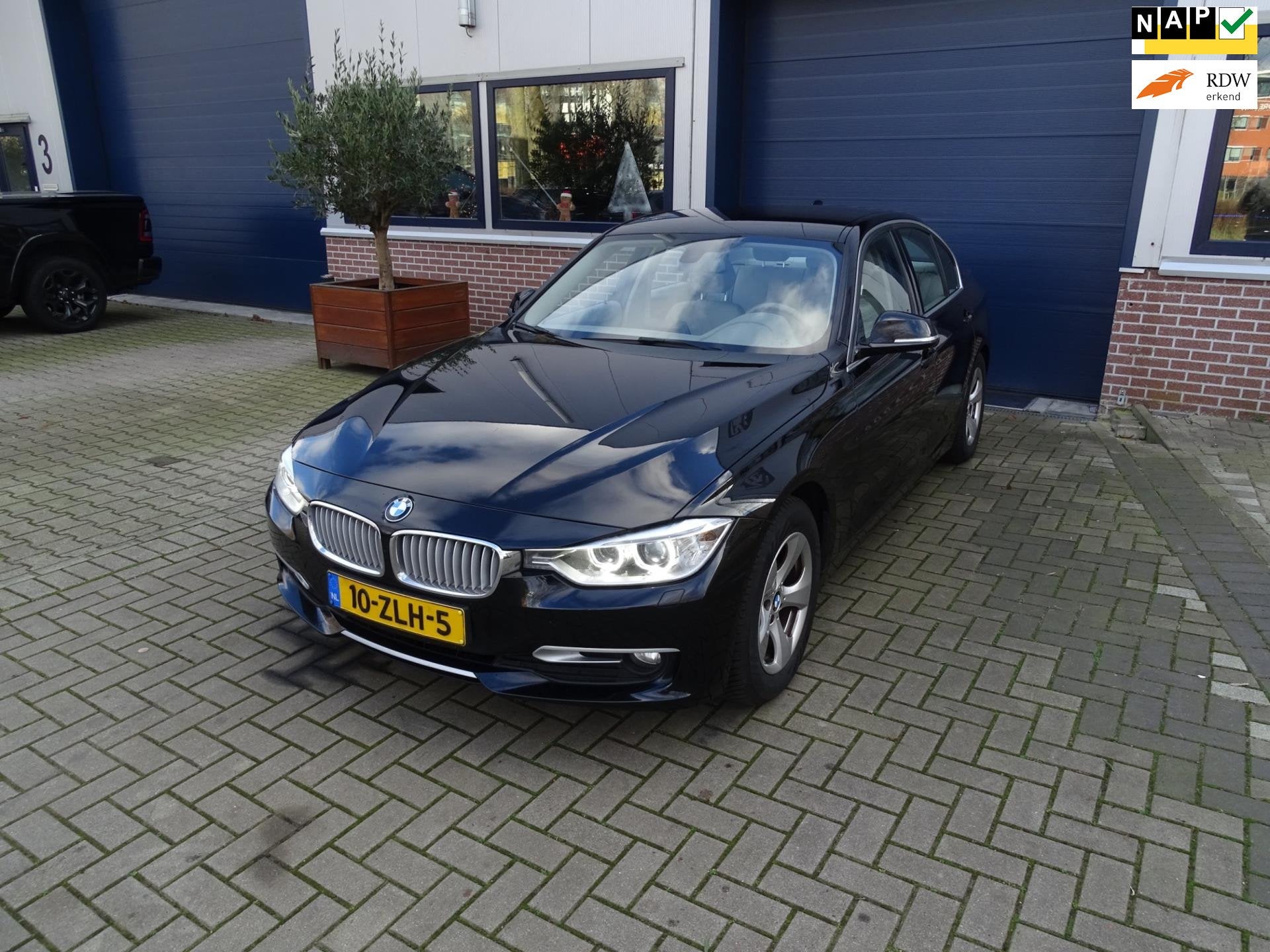 BMW 3-serie 320d EfficientDynamics Upgrade Edition, Auto's, BMW, Automaat, Euro 5, Achterwielaandrijving, 4 cilinders