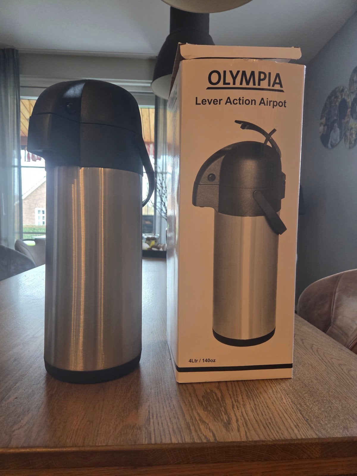 Te huur: thermoskan, Ophalen