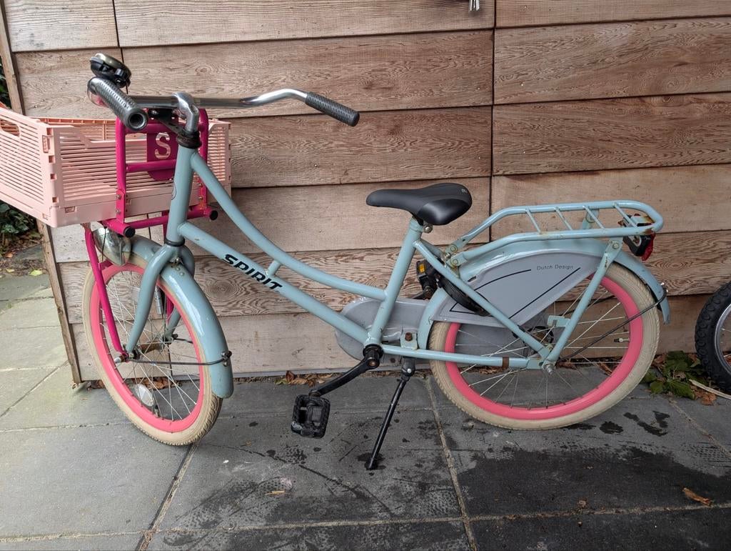 Spirit kinderfiets met krat - 20 inch, Fietsen en Brommers, Fietsen | Meisjes, Gebruikt, 20 inch, Handrem, Ophalen