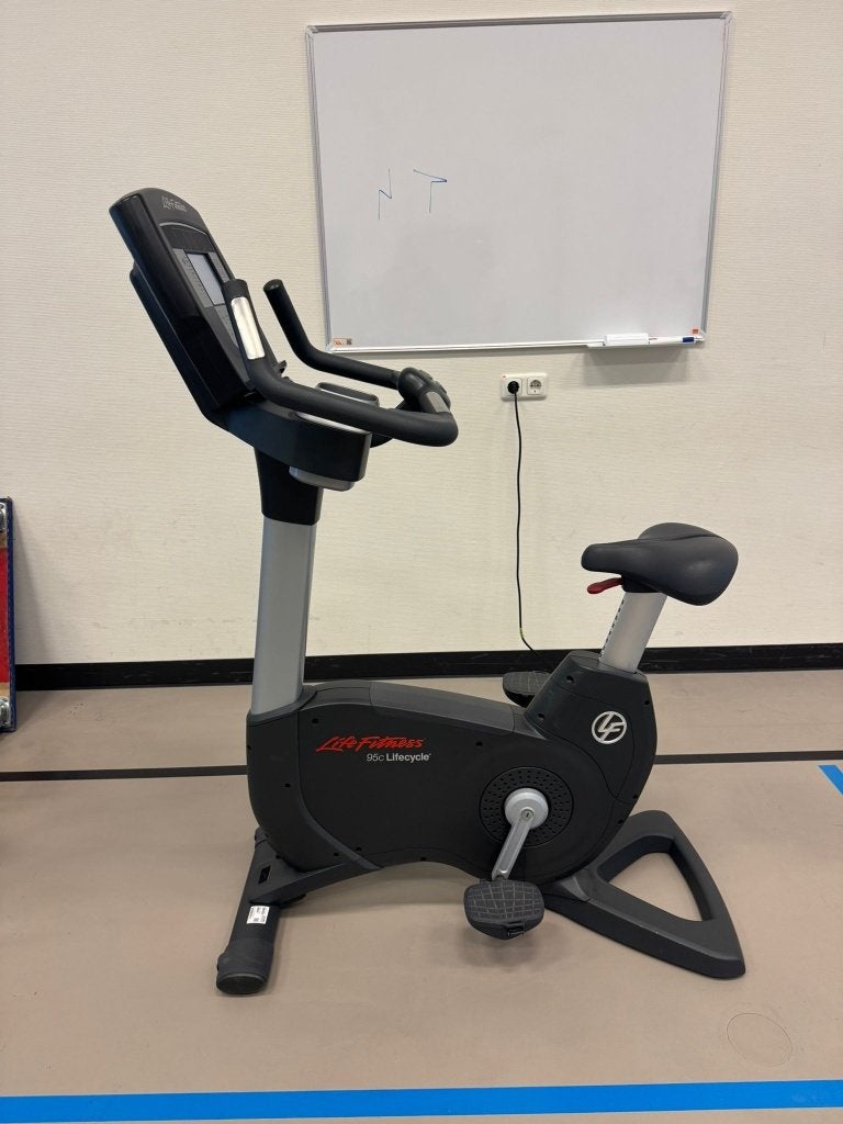 Life Fitness 95C Lifecycle Upright Bike, Gebruikt, -, -, Overige typen
