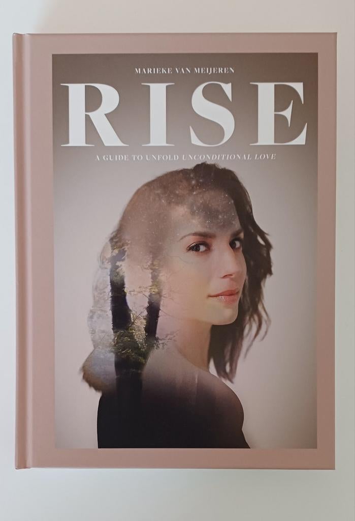 Rise, Boeken, Esoterie en Spiritualiteit, Zo goed als nieuw, Achtergrond en Informatie, Spiritualiteit algemeen, Ophalen of Verzenden