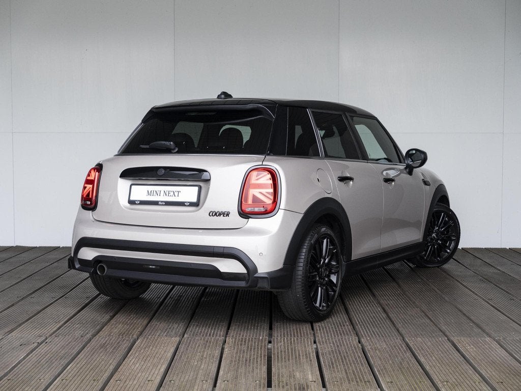 MINI 5-deurs Cooper Classic + Comfort Plus + Piano Black Ext, Auto's, Mini, Gebruikt, Met garantie (alle), Origineel Nederlands