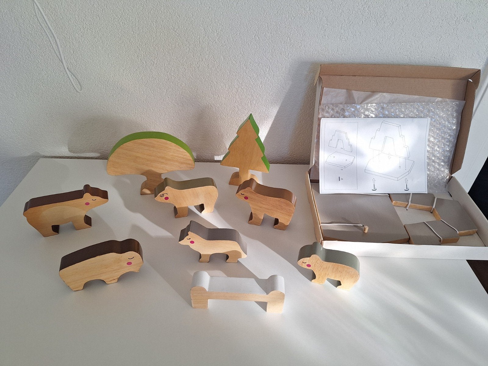 Mooie Houten speelset bosdieren, bomen zware kwaliteit.
Deze, Ophalen of Verzenden, Zo goed als nieuw, Overige typen