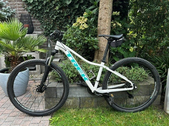 Mountainbike Trek Marlin 5, Hardtail, Zo goed als nieuw, Dames, Schijfrem