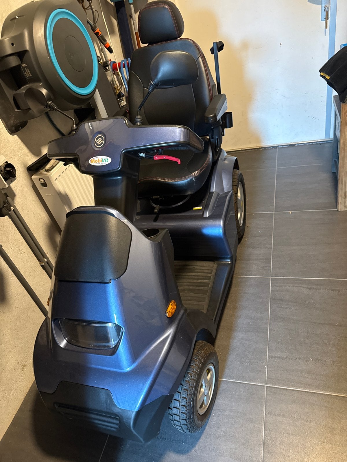 Scootmobiel Afikim Breeze S4, Ophalen, Afikim, Zo goed als nieuw, 16 km/u of meer