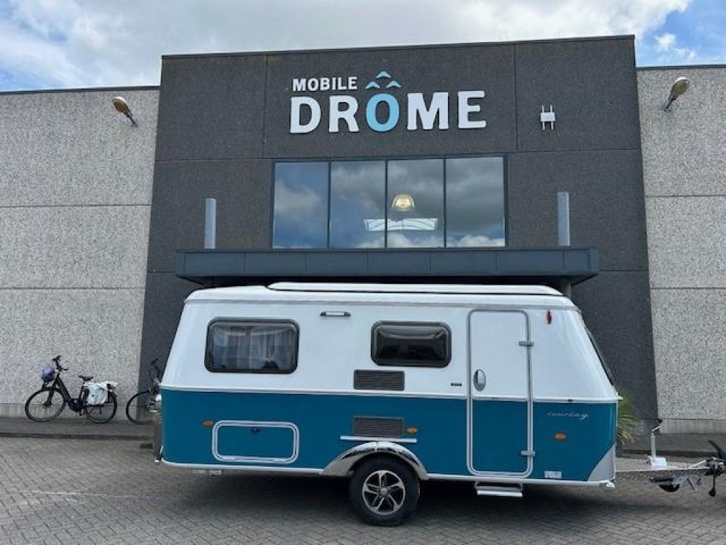 Eriba Touring Urban 542 2025 2.500,- KORTING, Caravans en Kamperen, Standaardzit, Schokbreker, Bedrijf, Tot en met 3