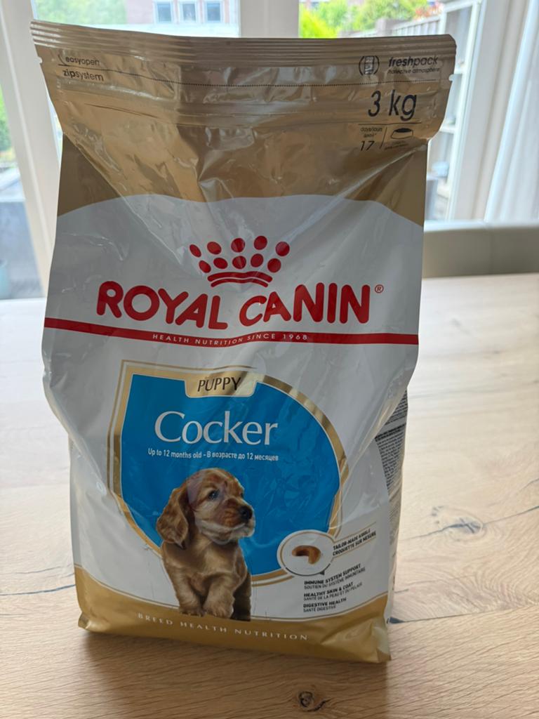 Te koop 1 zak 3kg Royal Canin Cocker spaniel puppy brokken, Dieren en Toebehoren, Ophalen, Hond