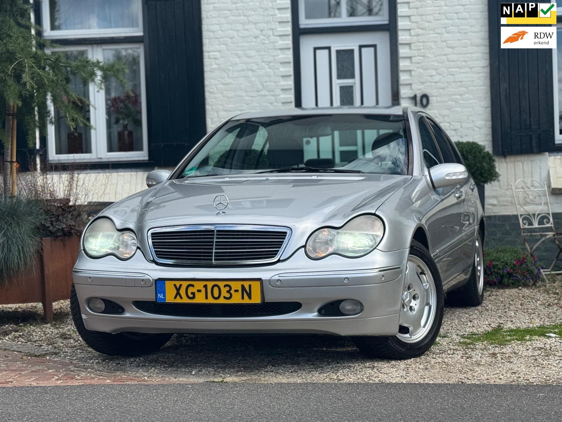 Mercedes-Benz C-klasse 240 Elegance|Clima|PDC|Trekhaak|Cruis, Auto's, Automaat, Achterwielaandrijving, Gebruikt, 2597 cc