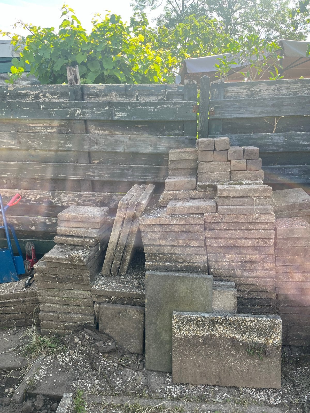 Gratis grindtegels 40x60 cm, ca. 80 stuks, Ophalen, Gebruikt, 10 m² of meer, Grind