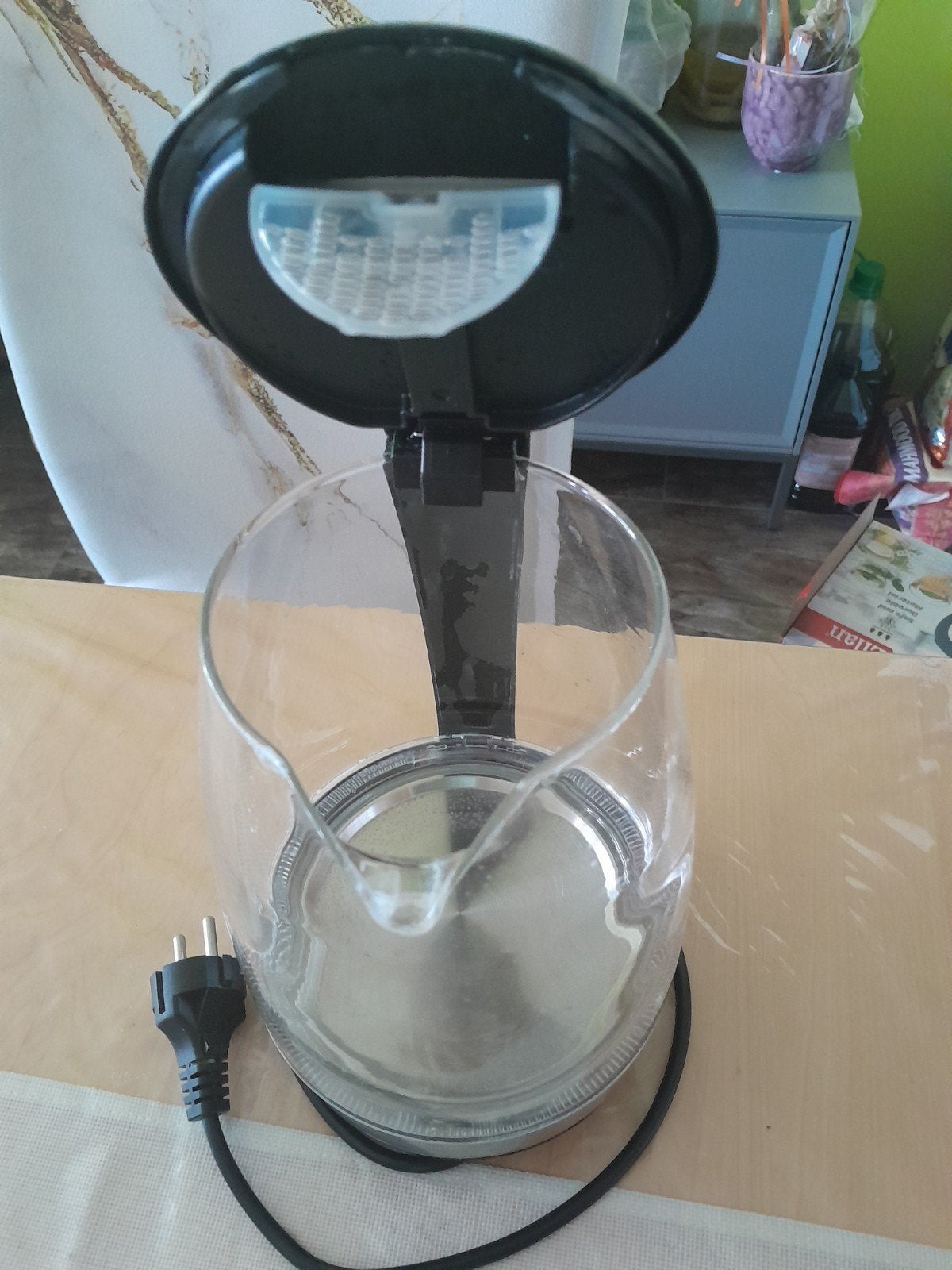Elta waterkoker met glazen kan - 1.7L, 1 tot 2 liter, Ophalen of Verzenden, Gebruikt, Draadloos