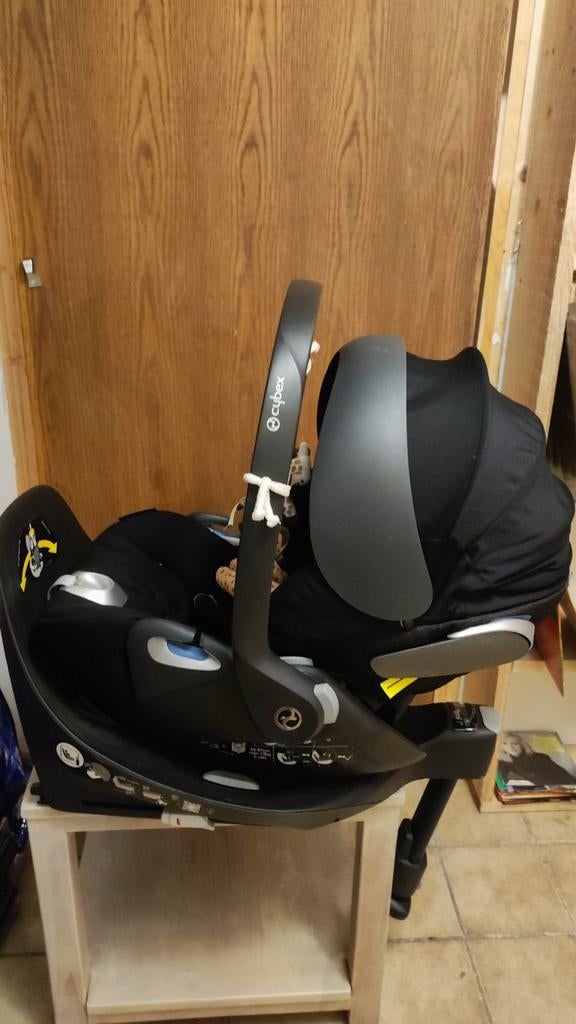 Cybex Cloud Z i-Size plus platinum autostoel met Isofix base, Kinderen en Baby's, Autostoeltjes, Zo goed als nieuw, Isofix, 0 t/m 13 kg