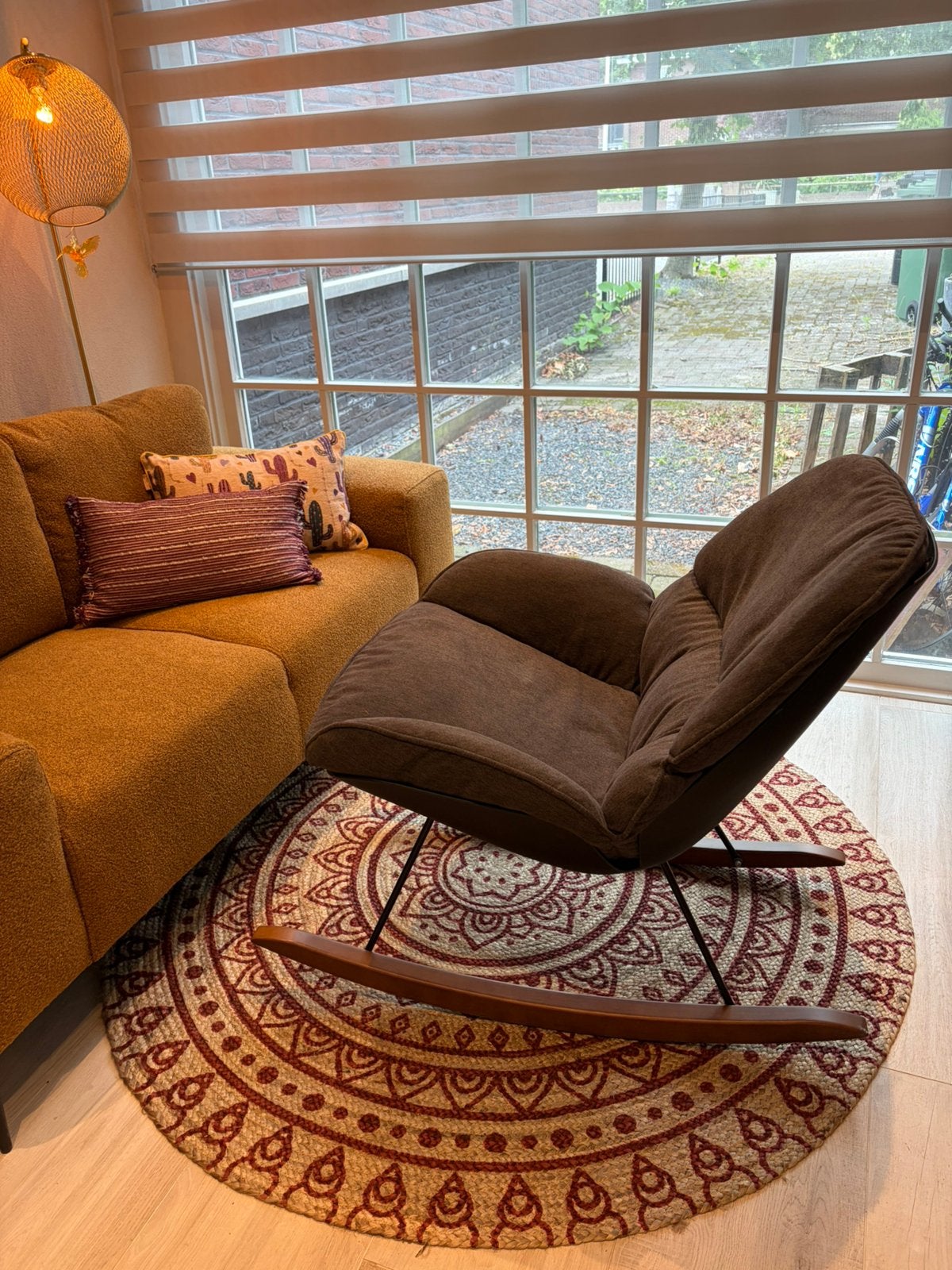 Design schommelstoel Zuiver / Dutchbone te koop, Huis en Inrichting, Stoelen, Ophalen, Overige materialen, Zwart, Scandinavisch