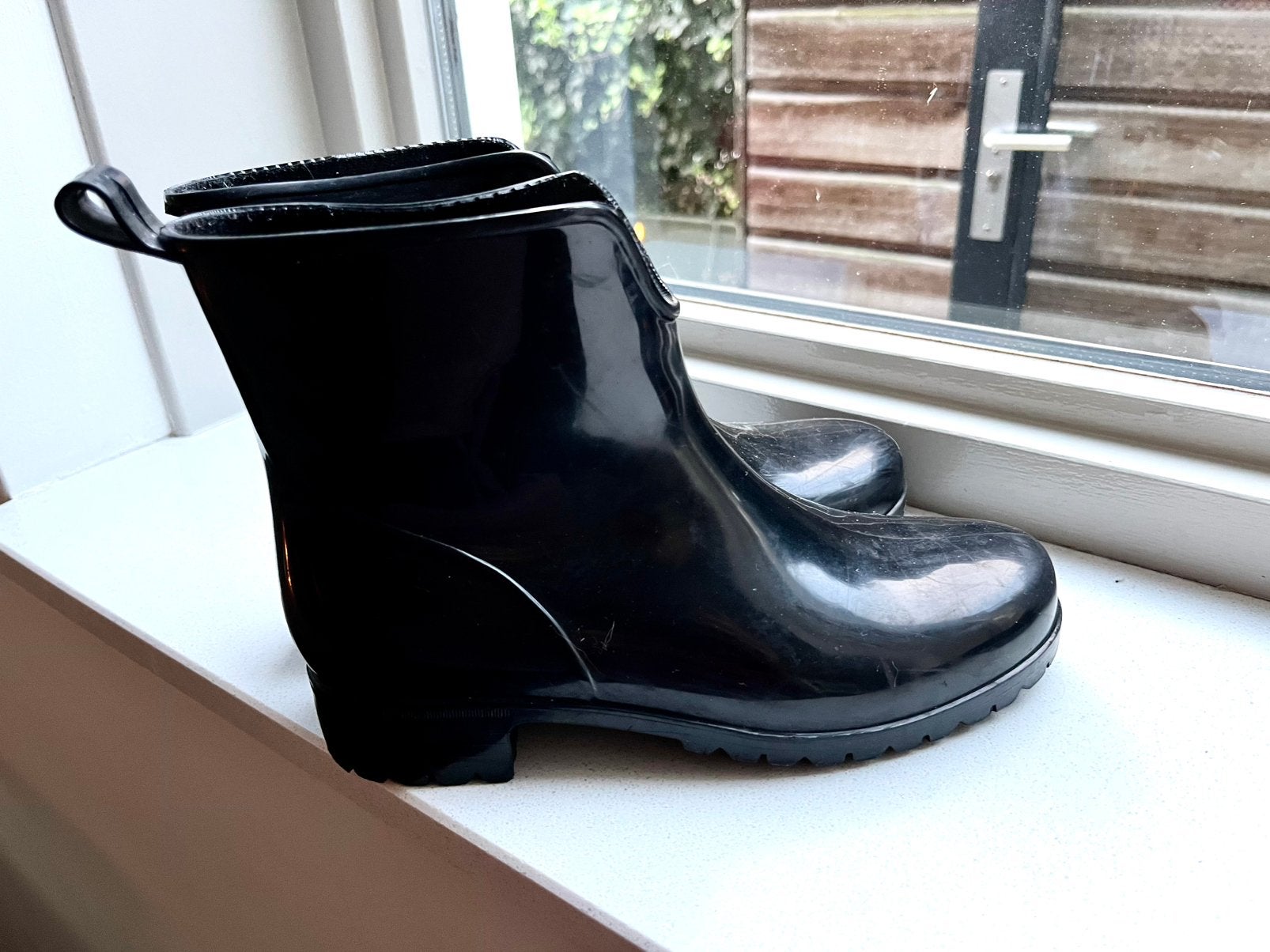Regenlaarsjes enkellaarsjes dames/meisjes 38 zwart, Ophalen of Verzenden, Zo goed als nieuw, Regenlaarzen