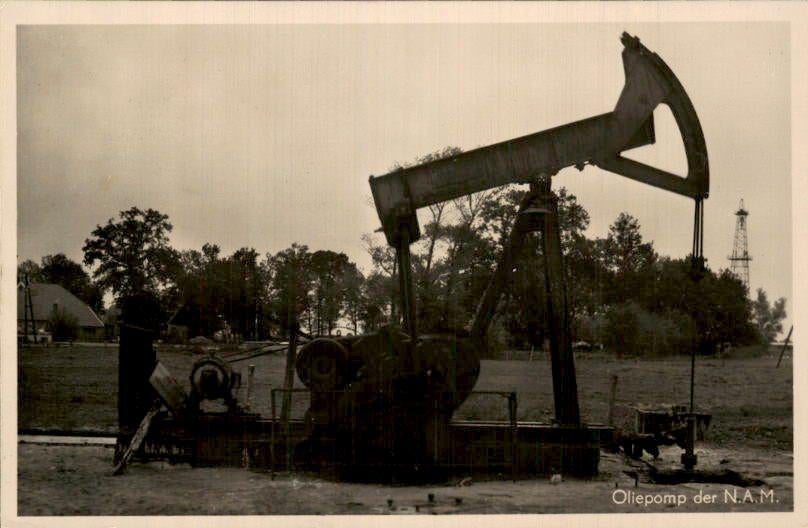 Oliepomp den N.A.M., Verzamelen, Ophalen of Verzenden, 1960 tot 1980, Gelopen, Drenthe
