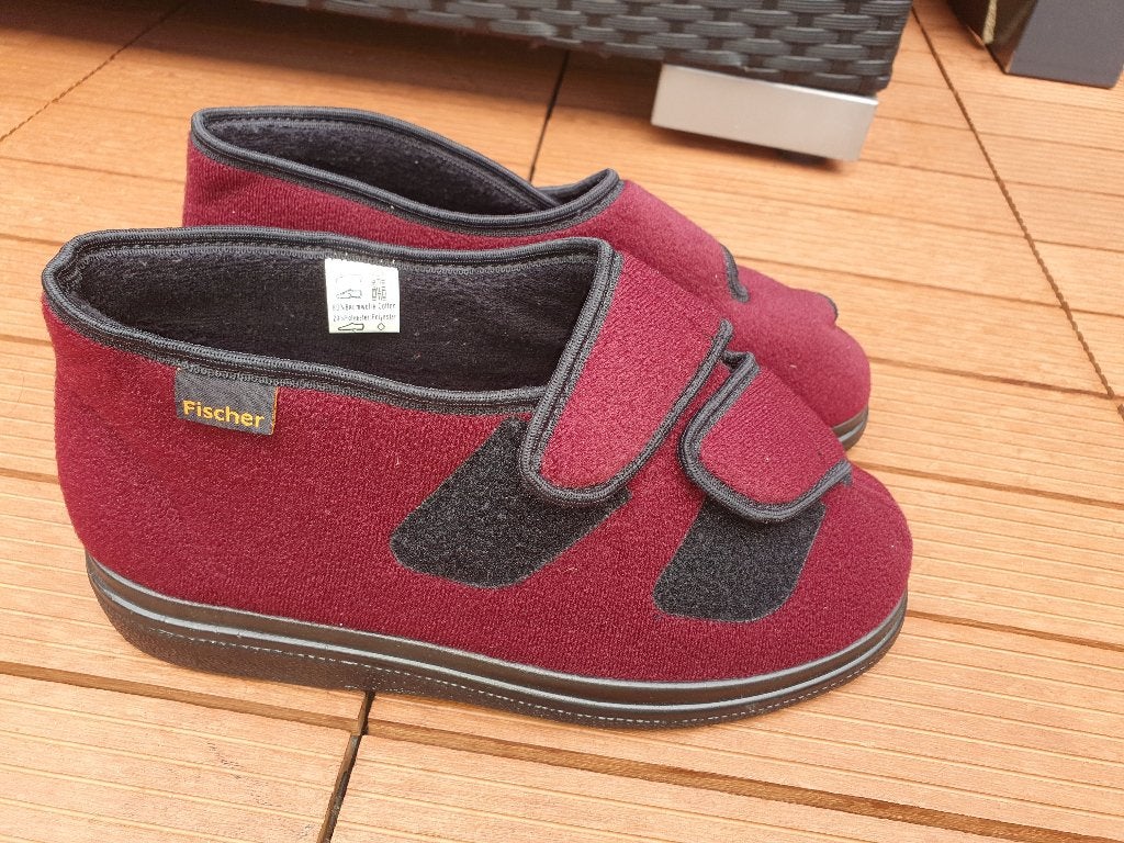 Fischer verbandsloffen mt.40 donkerrood en anti slip zool, Ophalen of Verzenden, Zo goed als nieuw