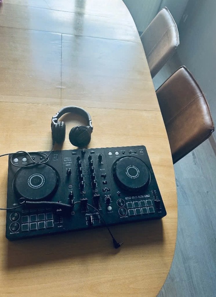 Pioneer koptelefoon en DDJ-FLX4