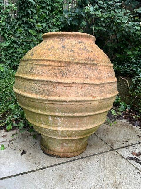 Grote terracotta kruik, Ophalen, Gebruikt