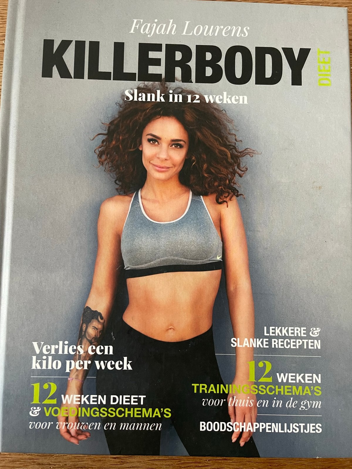 Fajah Lourens Killerbody Dieet: Slank in 12 weken, Ophalen of Verzenden, Zo goed als nieuw, Dieet en Voeding