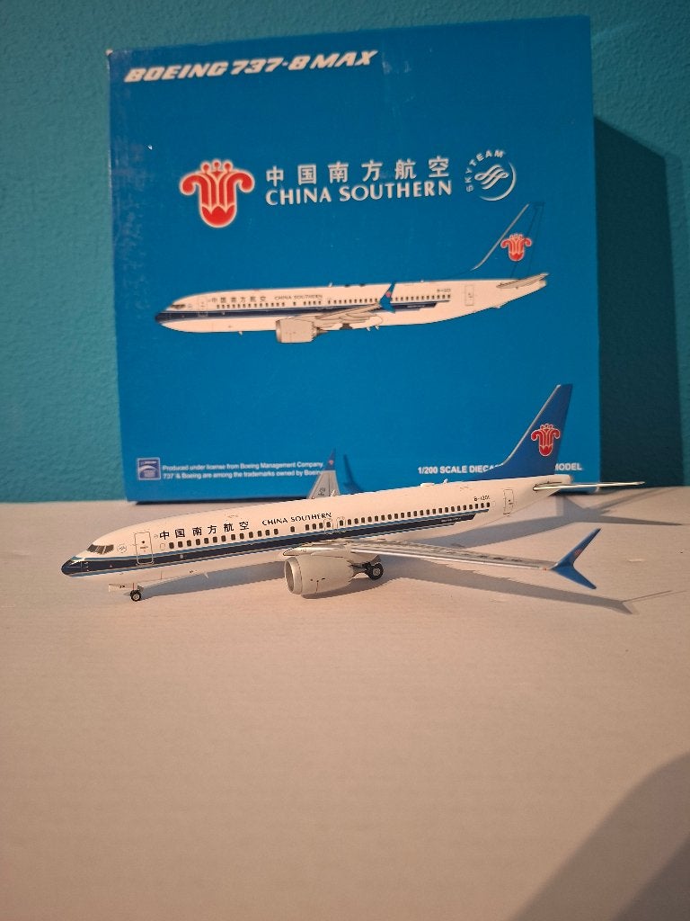 JC Wings 1:200 China Southern 737-8MAX, Ophalen of Verzenden, Nieuw, Schaalmodel