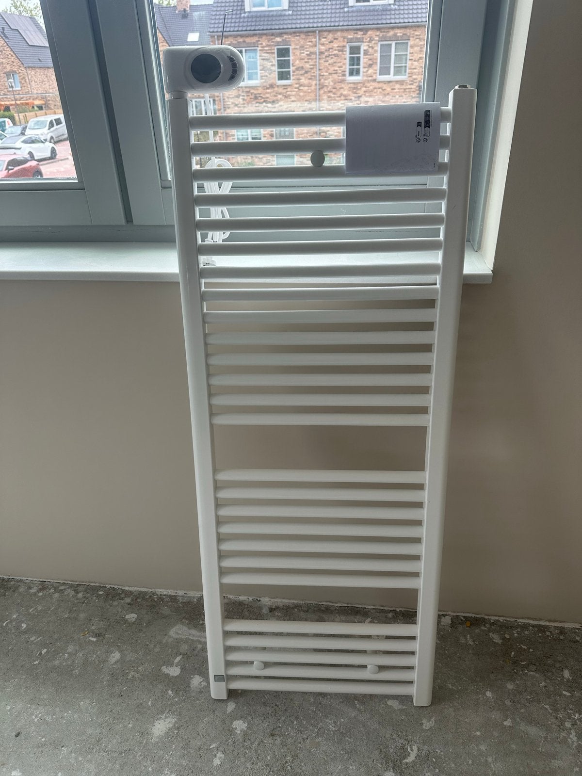Nieuw zehnder handdoekradiator, Ophalen, 500 tot 800 watt, Radiator, Nieuw