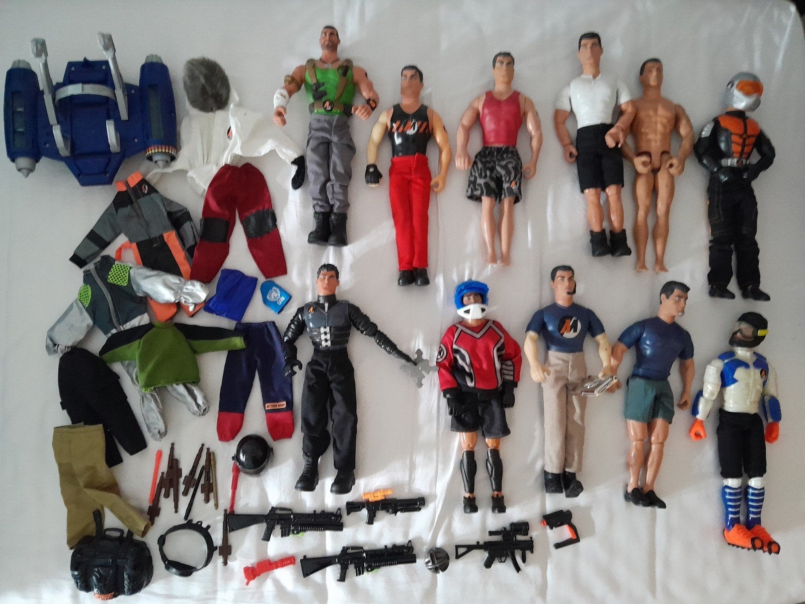 11 x Vintage Action Man Figuren met veel accessoires, Ophalen of Verzenden