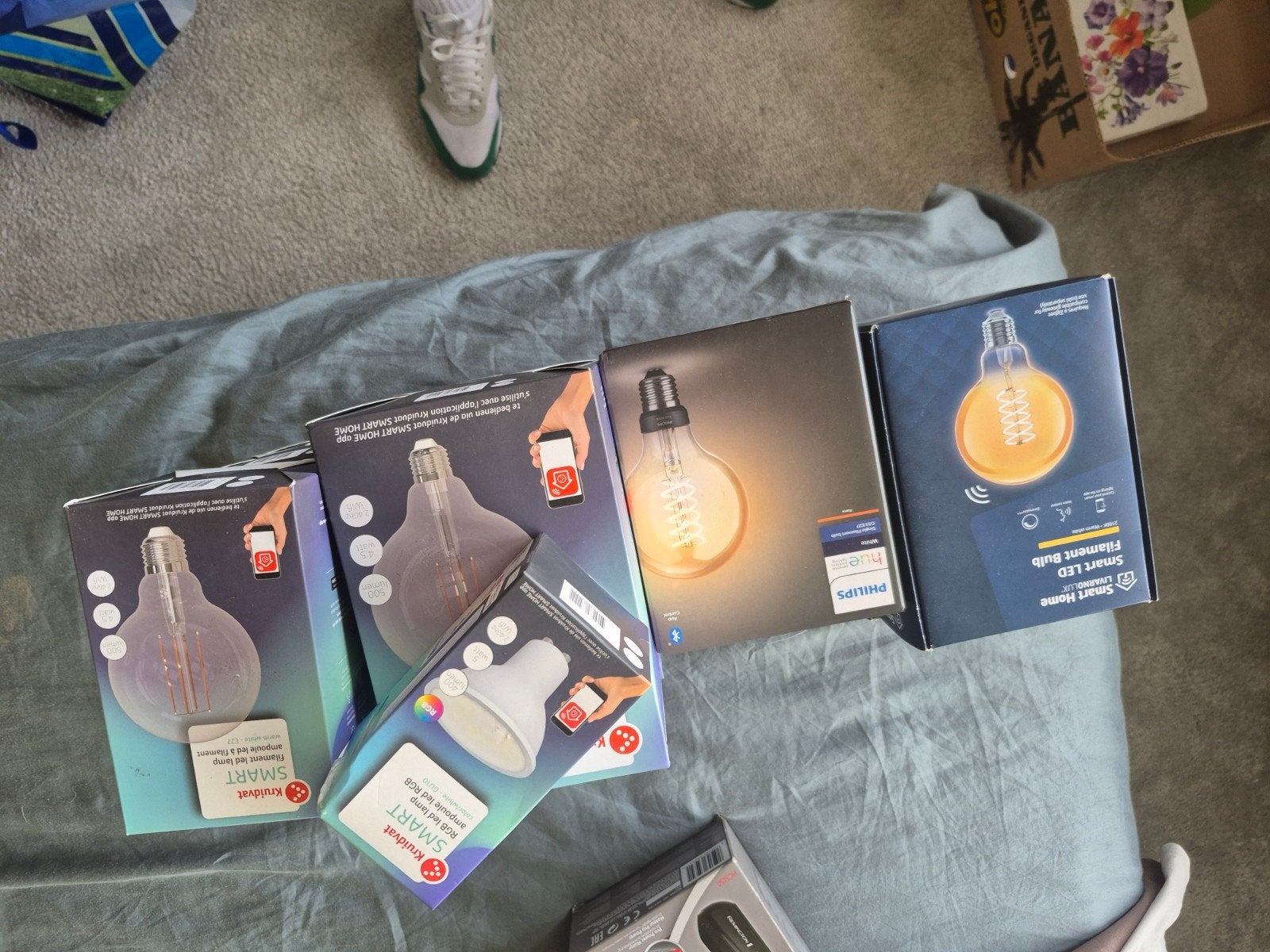 Set van 10 Smart LED Filament Lampen, Meerkleurig, Philips Hue, Dimbaar, Nieuw